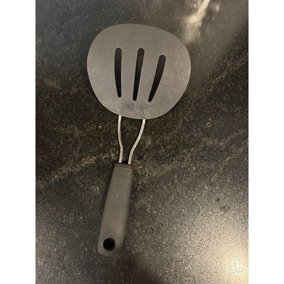 OXO Good Grips Large Slotted Nylon Flexible NonStick Spatula Turner - Picture 8 of 9